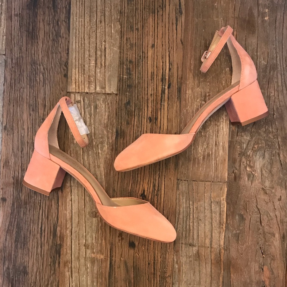 Ann Taylor Round Toe Heels